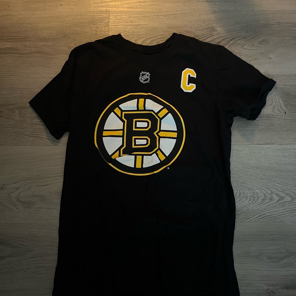 Black Boston Bruins T-Shirt
